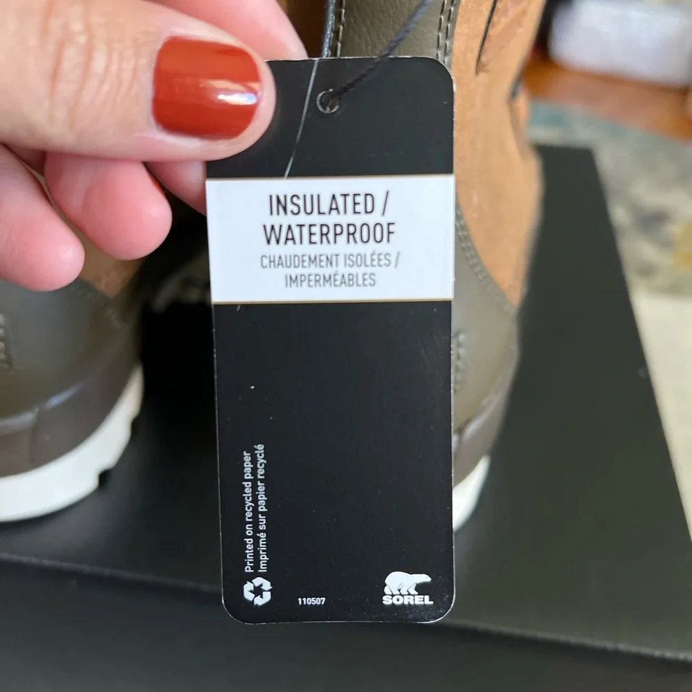 TODAY ONLY!! NWT Sorel Tivoli Lug Sole Boots - Picture 4 of 12